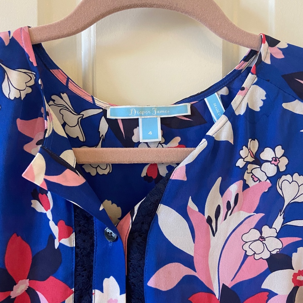 DRAPER JAMES Women’s Size 4 Dress Shirt Blue Short Sleeve - Picture 4 of 4